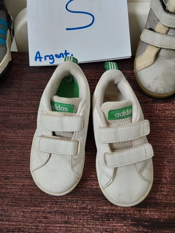 Lot chaussures taille 23 - photo numéro 4