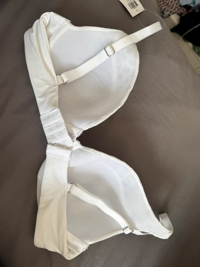 Soutien gorge Rouge gorge - photo numéro 3