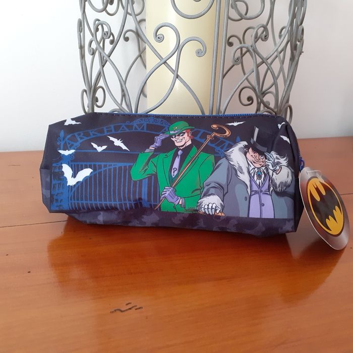 DC: Trousse scolaire Batman + Porte-Clé Batgirl - photo numéro 5