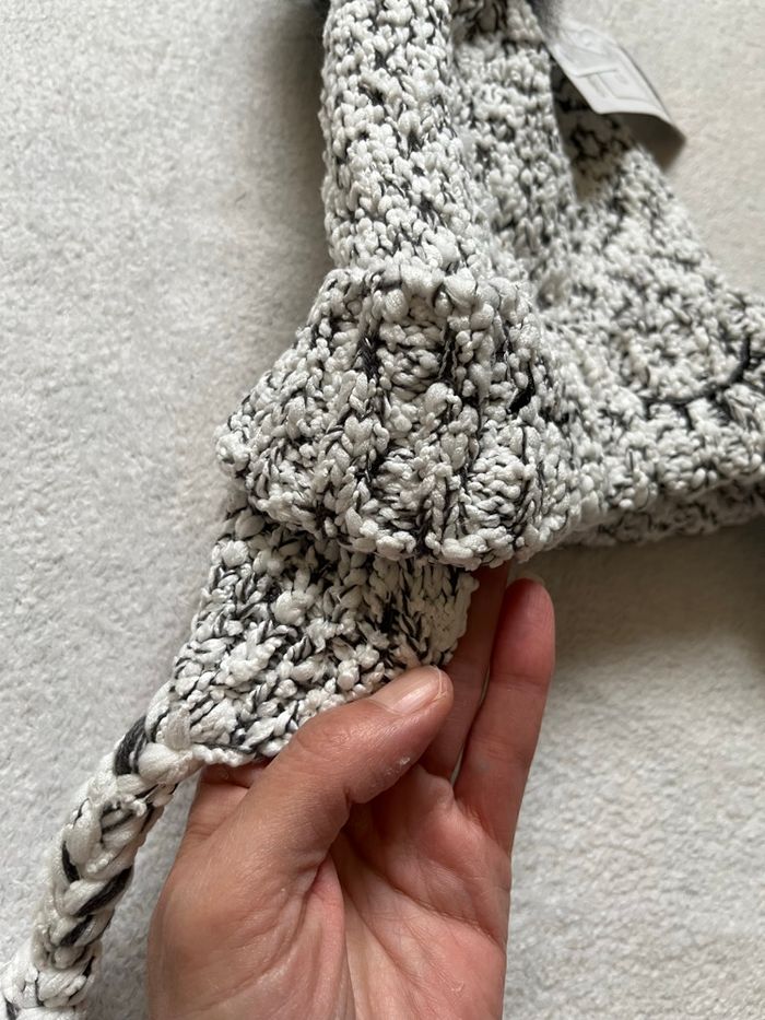 Bonnet fille Taille 5-8 ans Neuf - photo numéro 2