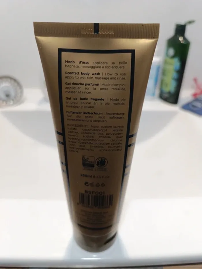 Gel douche parfumé - photo numéro 2
