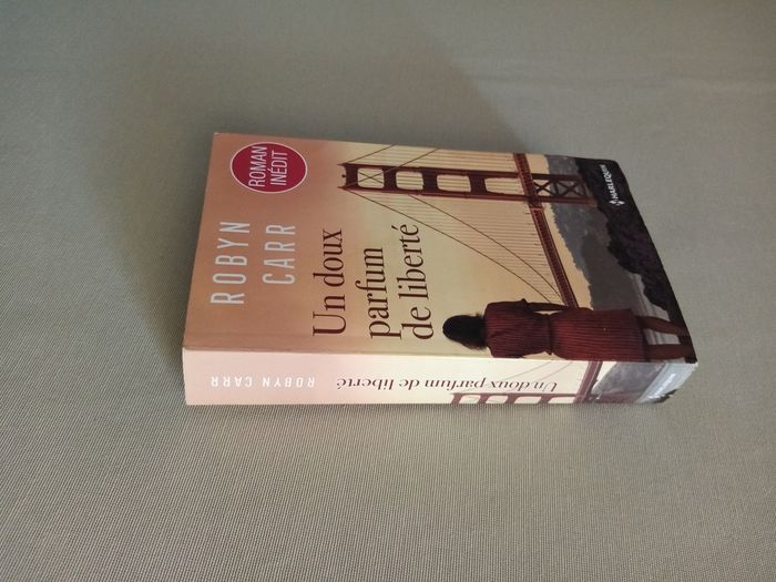 Livre : Harlequin (un doux parfum de liberté) - photo numéro 4