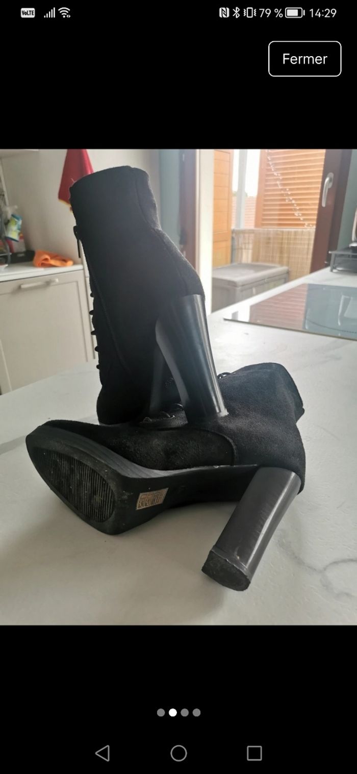 Bottines noires - photo numéro 2