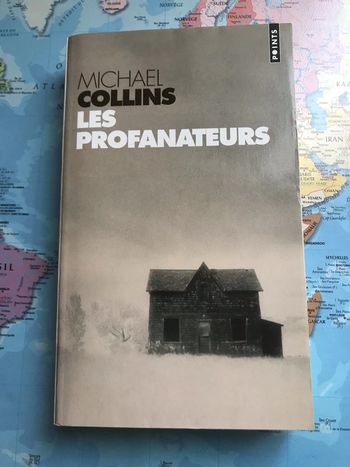 Les profanateurs - Points - Michael Collins