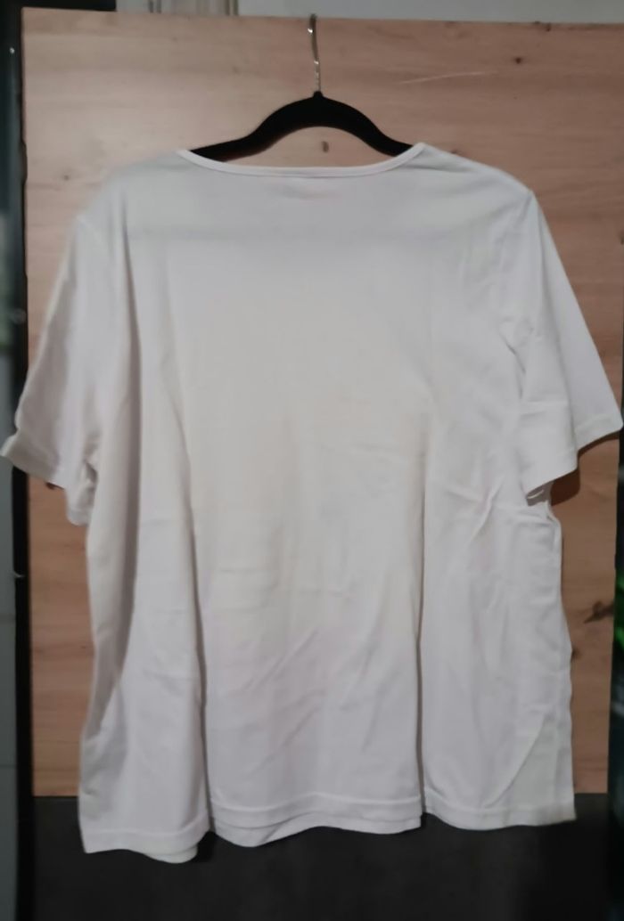 Tee-shirt - photo numéro 2