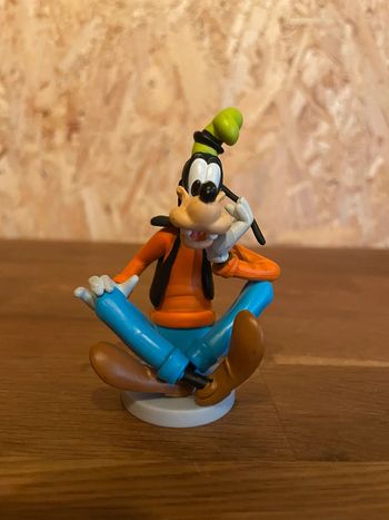 Figurine Disney Dingo sur socle