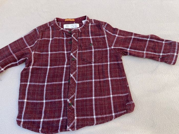 Lot de 2 chemises garçon taille 6 mois  manches longues . - photo numéro 2