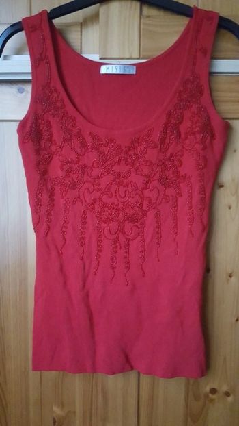 Magnifique débardeur moulant et extensible.marque : misis