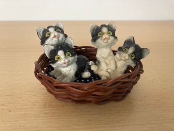 figurine chats