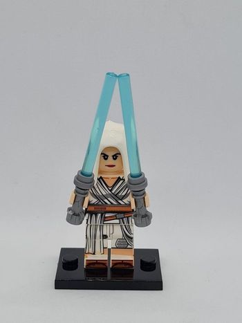 Minifigurine Rey MF0011