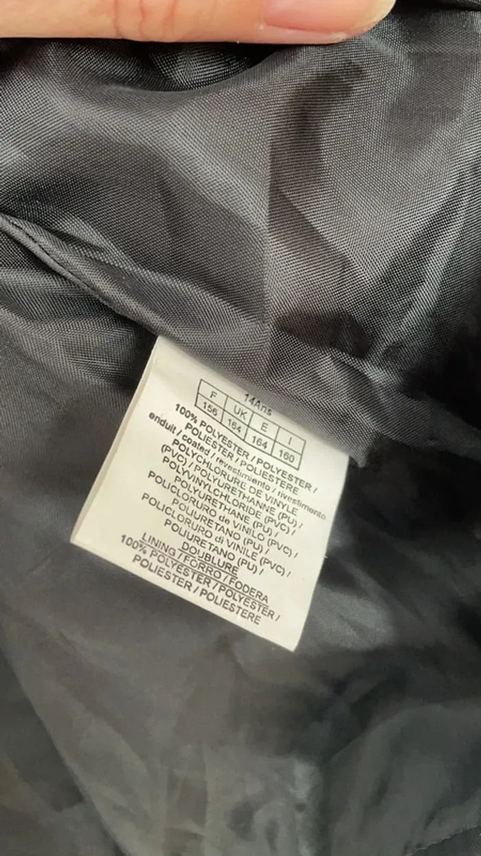 Veste noire enduite - photo numéro 4