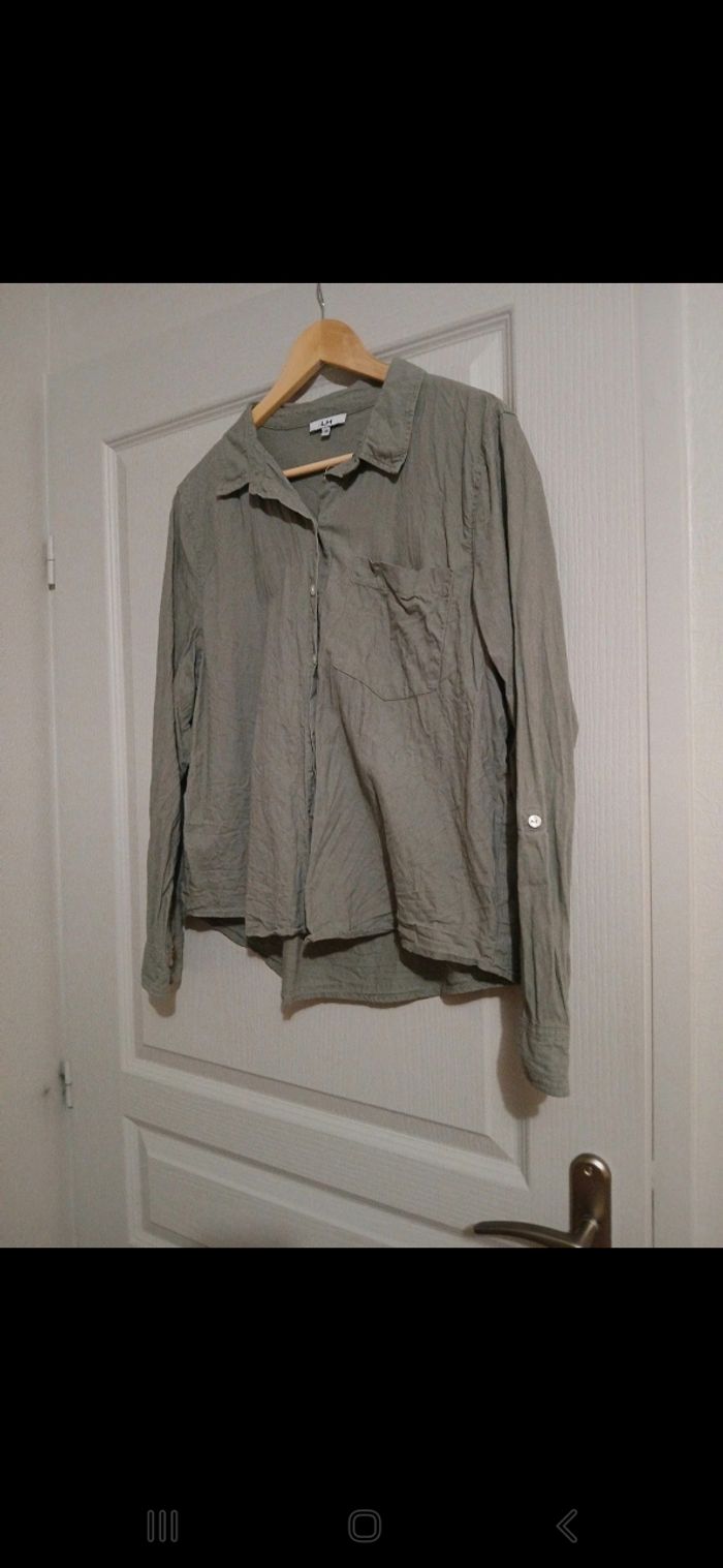 Chemise kaki