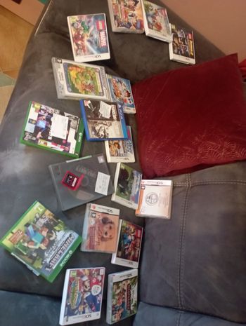 Lot jeux consoles divers