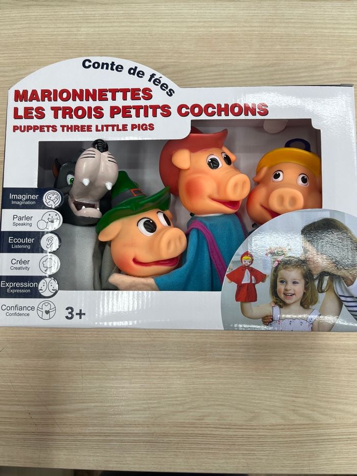 Marionnettes Les Trois Petits Cochons neuves