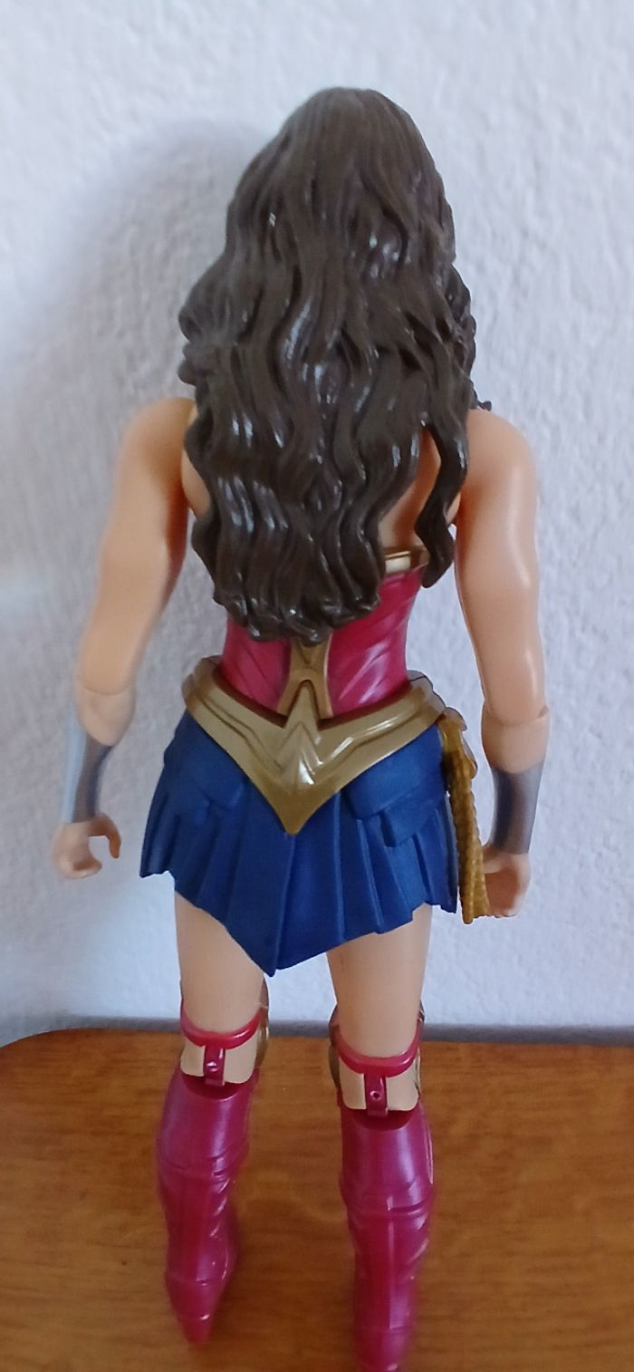 Figurine Wonder women - photo numéro 2