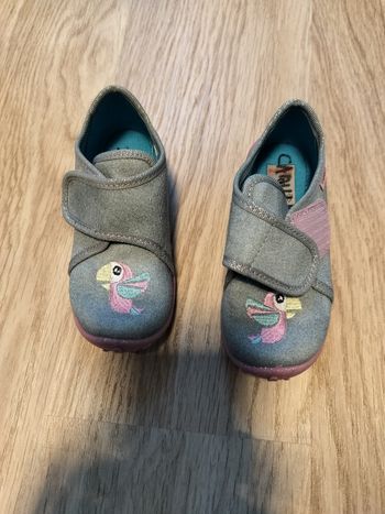 Pantoufles superfit pointure 24