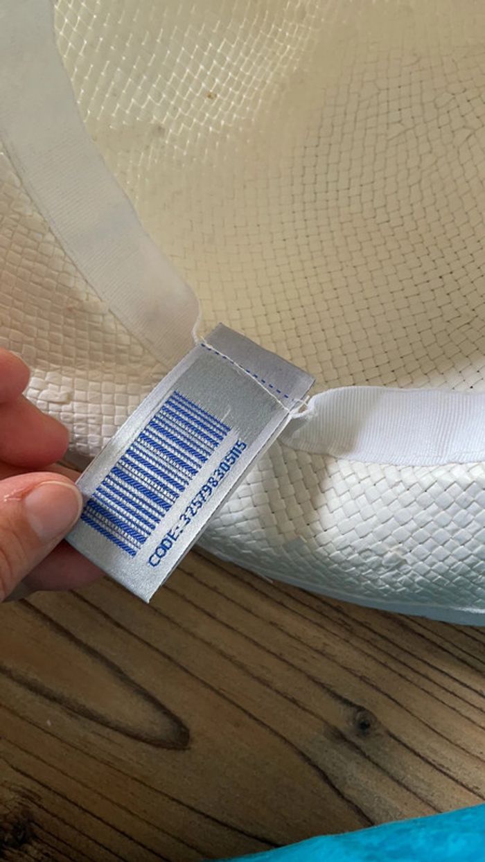 Chapeau blanc - photo numéro 4