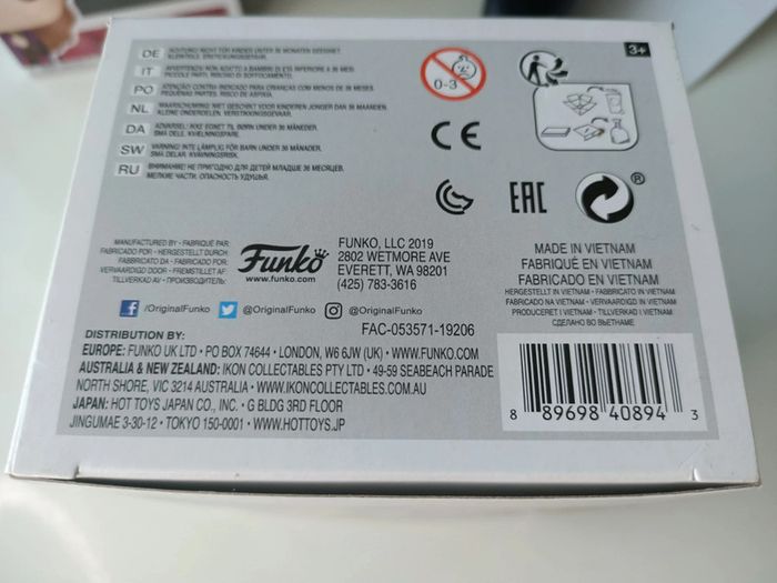 Lot de 2 Figurines Funko pop Disney frozen 2 : n°586 Mattias et n°582 Anna - photo numéro 17