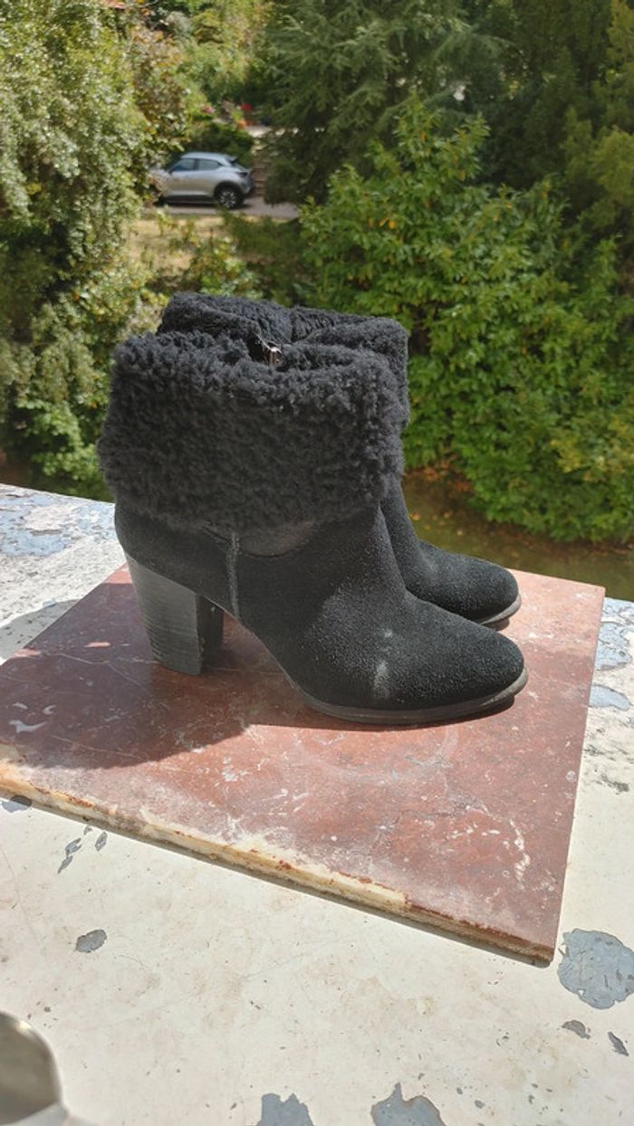 Bottines fourrées UGG - photo numéro 4