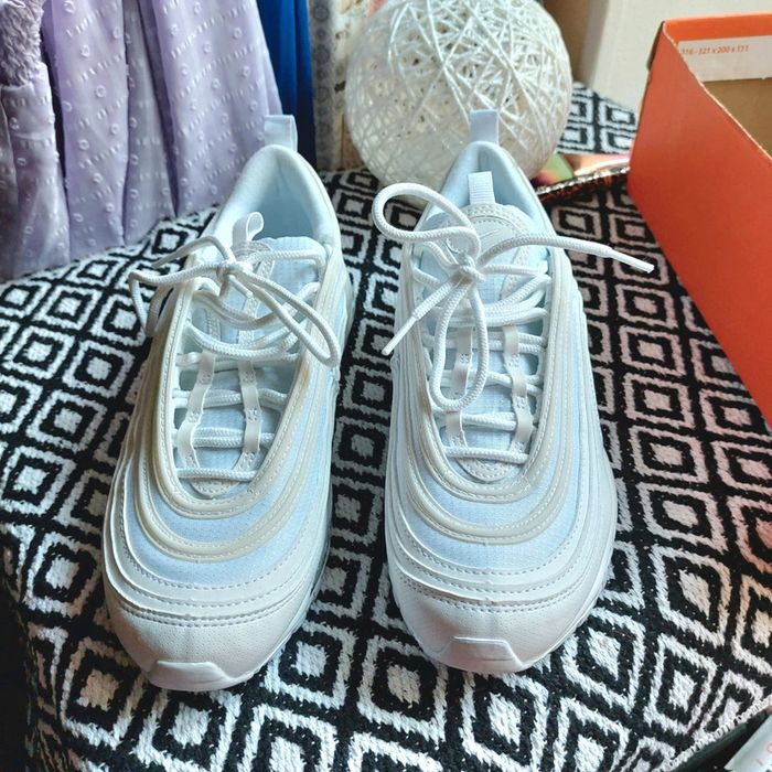 Nike neuves pour t38 taillent petit - photo numéro 9