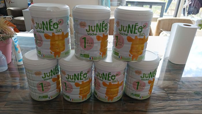 7 boîtes lait vache bio infantile - Juneo - 1er âge 0/6 mois