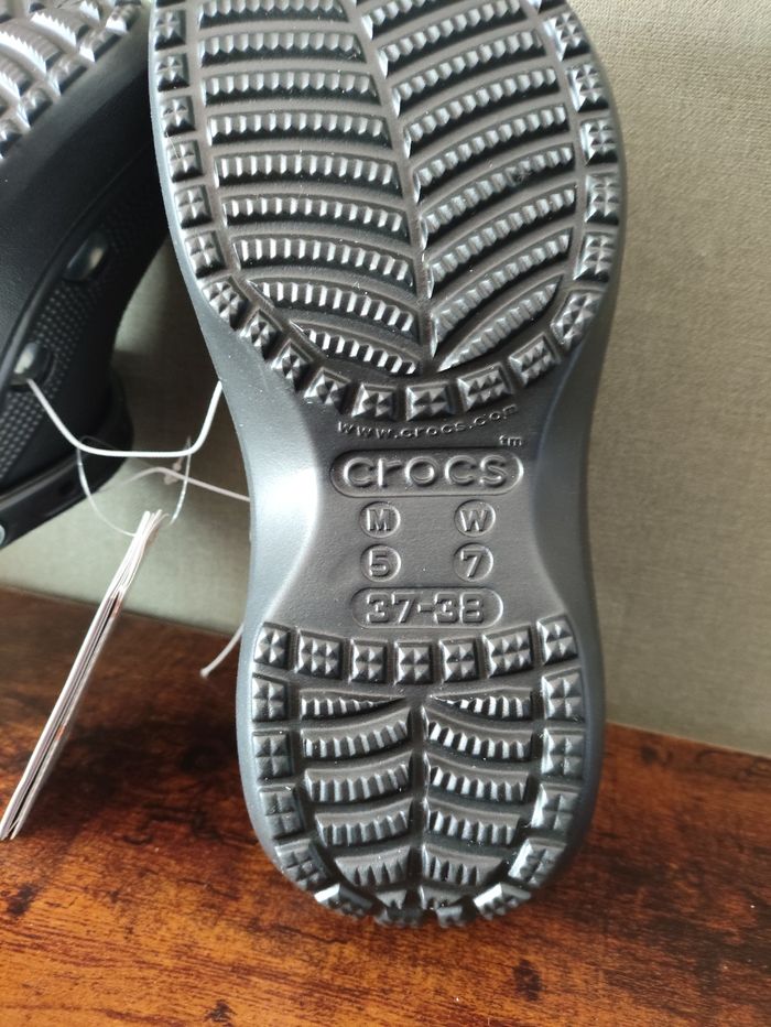 Crocs noir - photo numéro 4