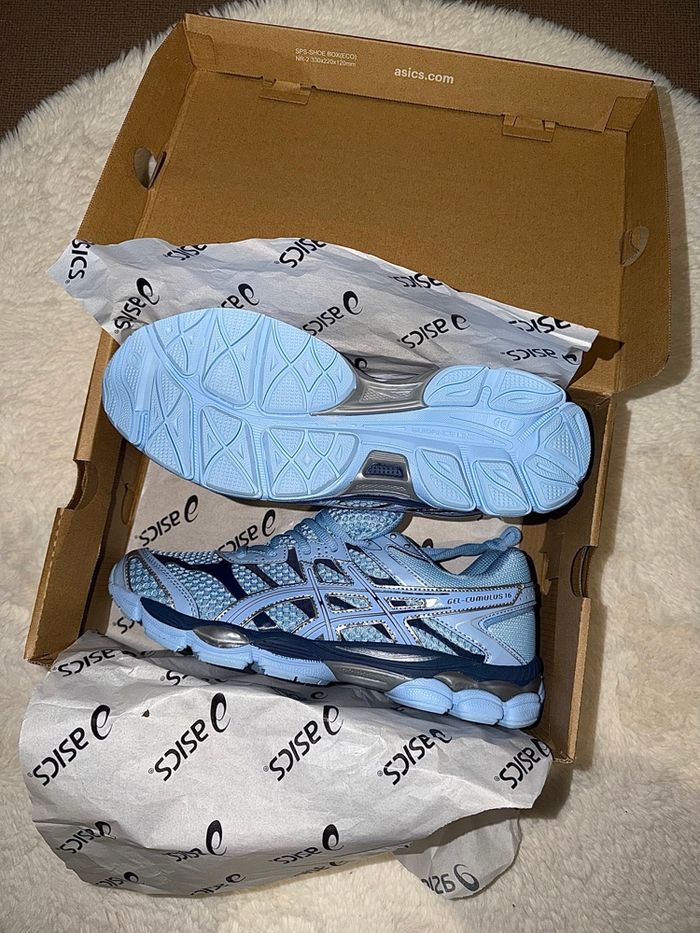 Asics - photo numéro 2