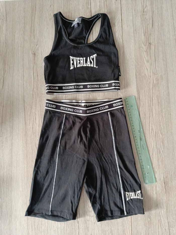 Tenue sport Jennyfer xs everlast brassière et short long