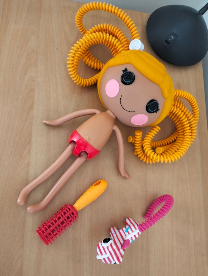 Doll lalaloopsy spot splatte splash - photo numéro 3