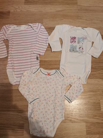 Lot 3 bodies bébé manches longues fille 81cm