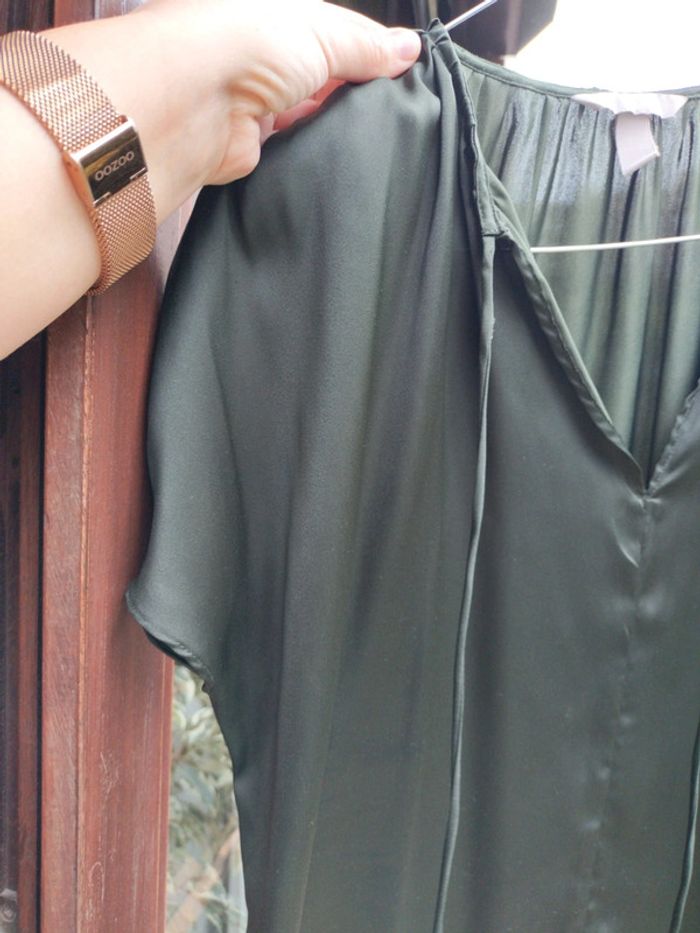 Blouse kaki satin Oversize - photo numéro 3