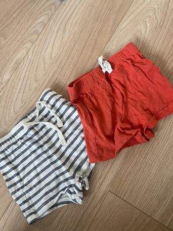 Lot de 2 shorts kiabi 12 mois