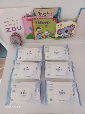 Lingettes biolane H2O.