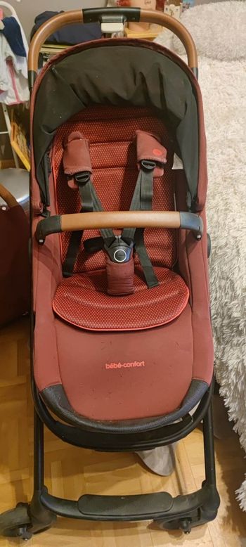 Poussette Lila cp, nacelle Amber plus, cosy coral et adaptateurs