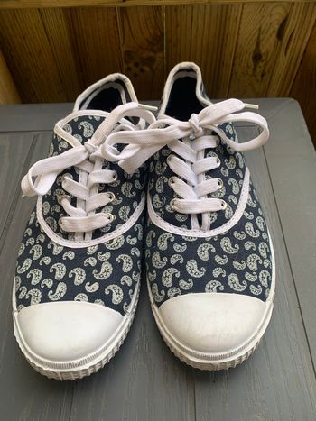 Tennis en toile imprimée pointure 37