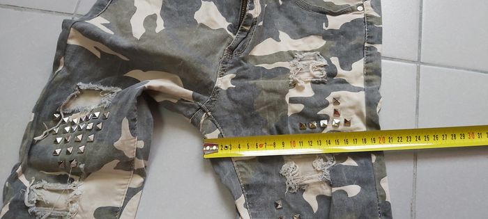 Jeans troué 40 L - photo numéro 10