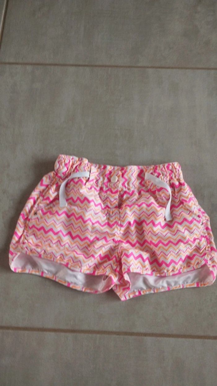 Short rose orange blanc fille 8/10 ans