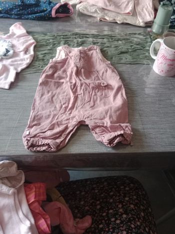 Combi pantalon sans manche bébé fille