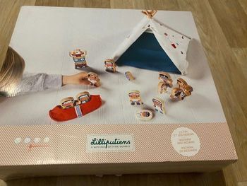 Le tipi et les indiens Lilliputiens