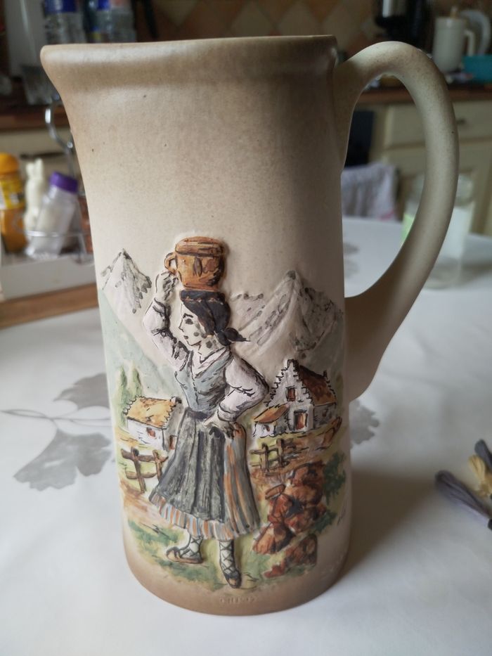 Un pichet ou cruches