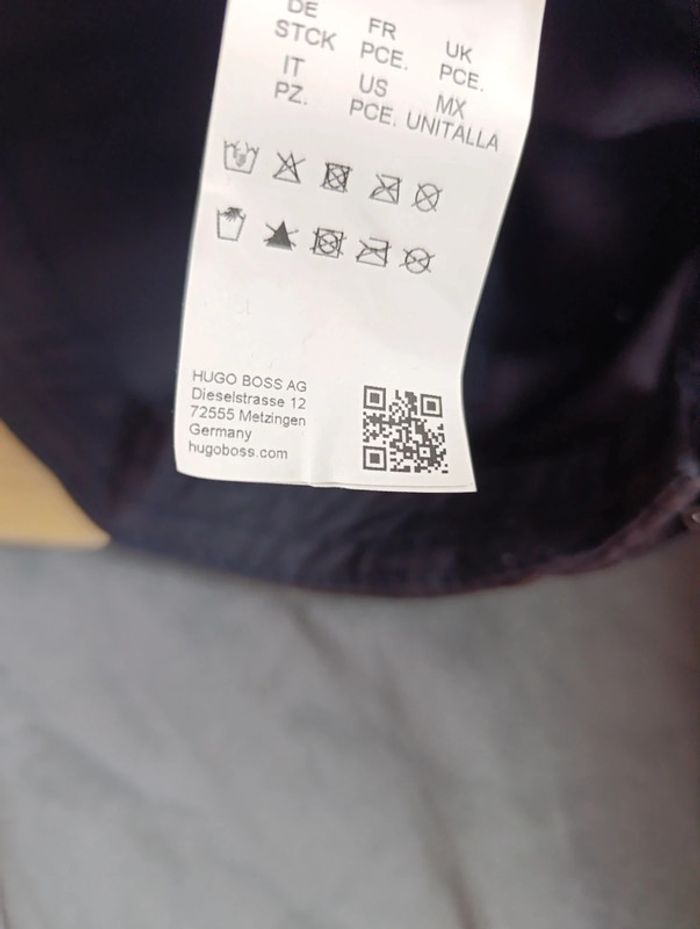 Lot 2 casquettes Hugo Boss - photo numéro 6