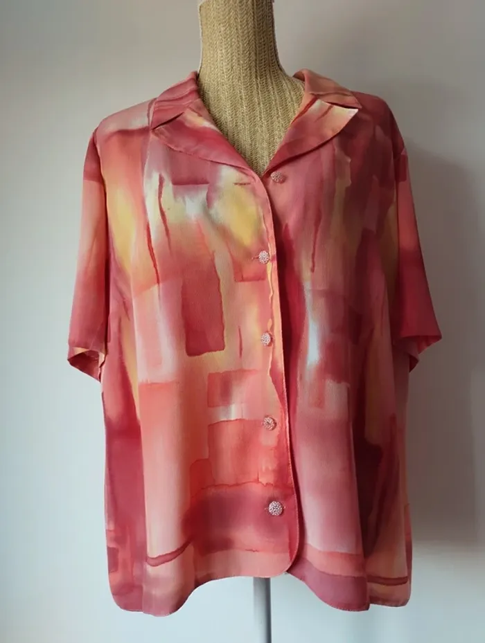 Chemise ou blouse manches courtes taille 42 Françoise de France