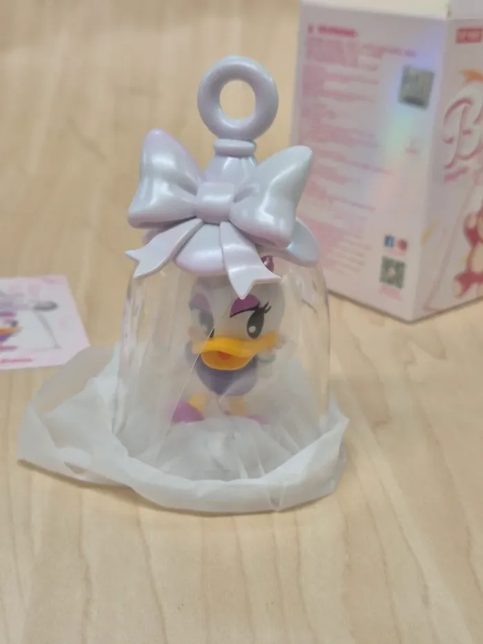 Figurine Pop Mart Disney Bell : Daisy - photo numéro 4