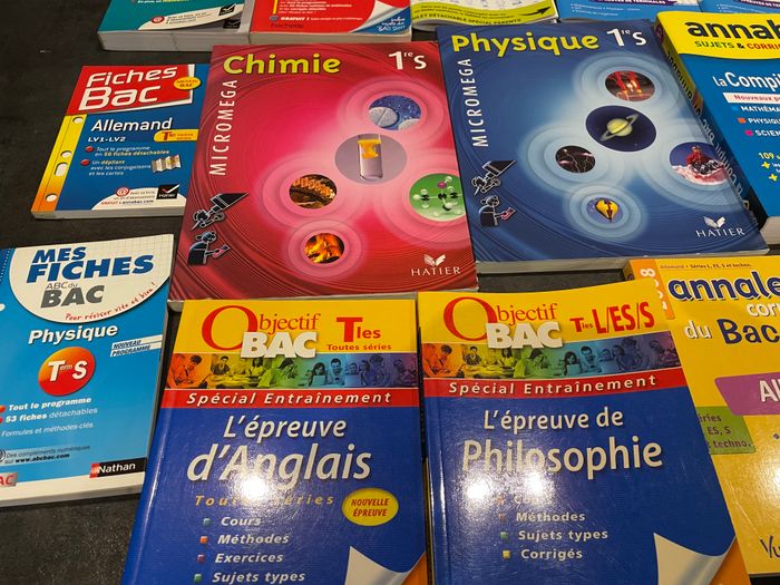 Lot de 17 annales (classe terminale) - photo numéro 4