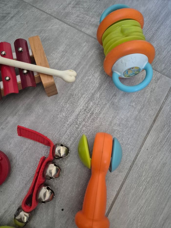 Lot d'instruments de musique en bois - photo numéro 3