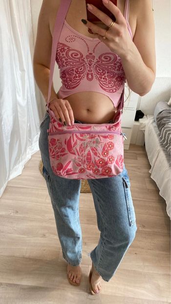 Sac bandoulière rose style bratz Y2k