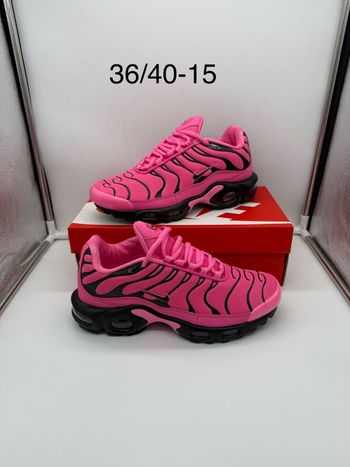 Nike tn rose noir 39
