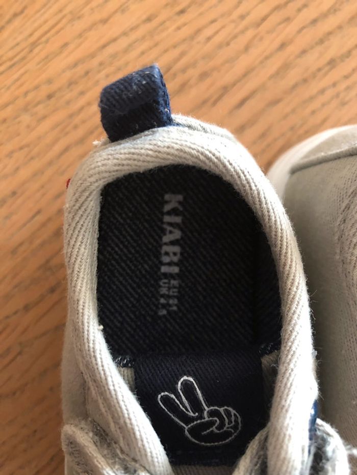 Baskets - taille 21 - photo numéro 3