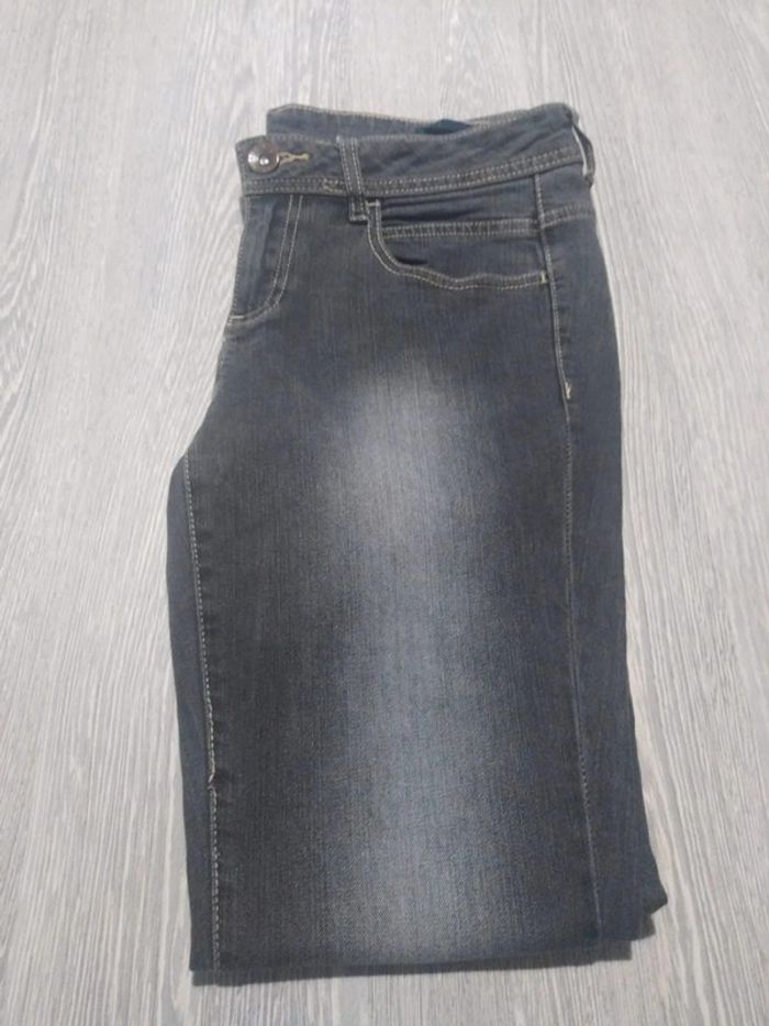 Jean benetton bleu taille 40 - photo numéro 1