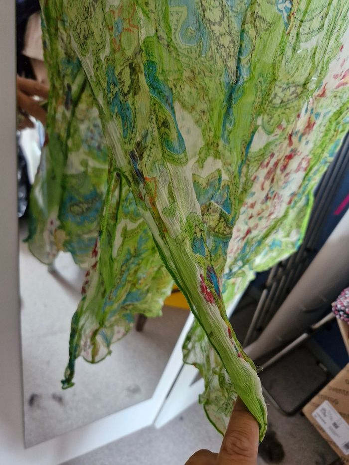 Sublime robe longue cintrée voile et broderie - photo numéro 4